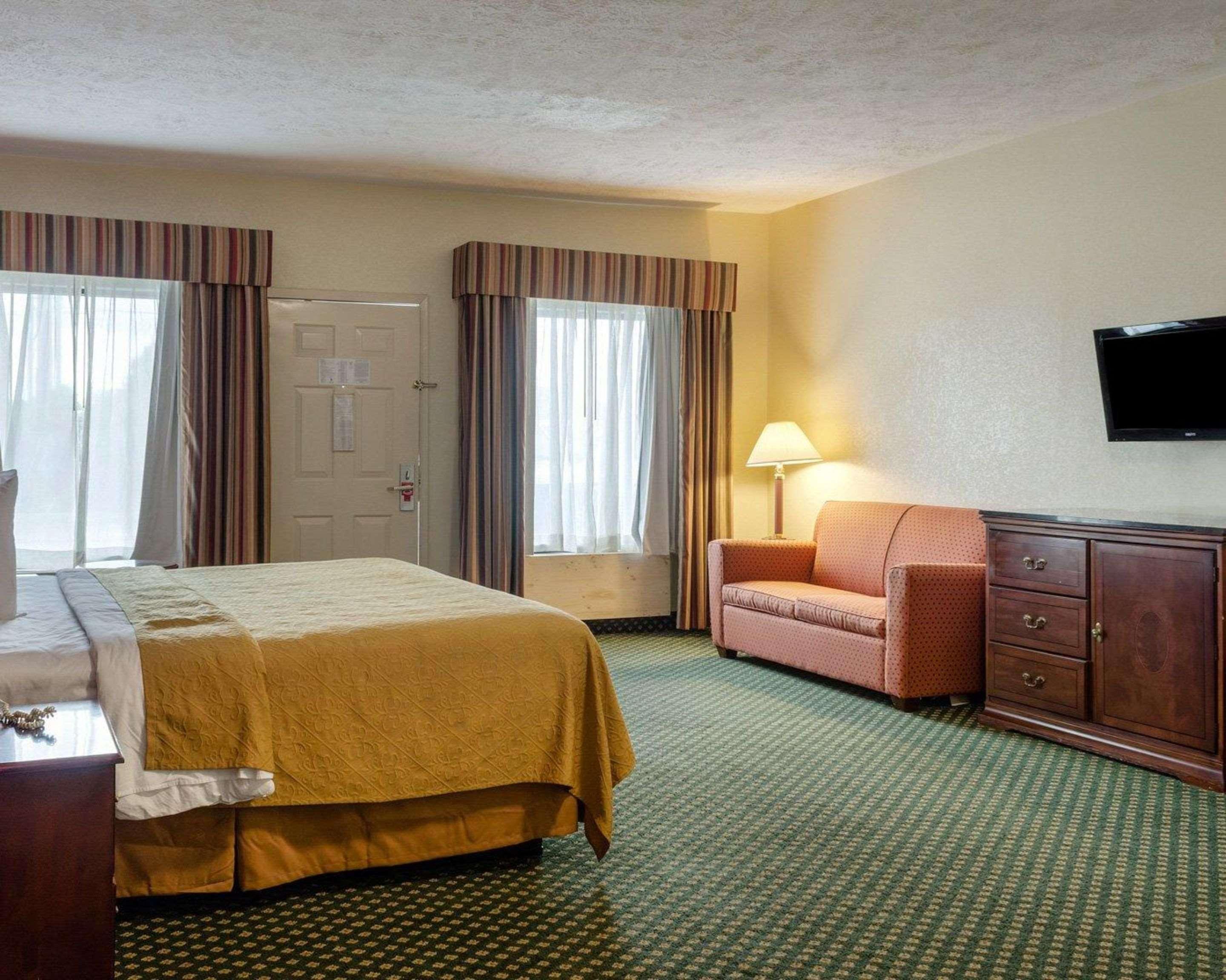 Econo Lodge Inn & Suites Philadelphia Exterior foto